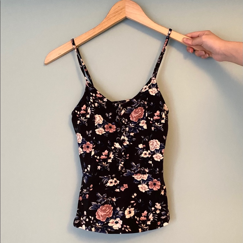 American Eagle Blue Floral Tank Top